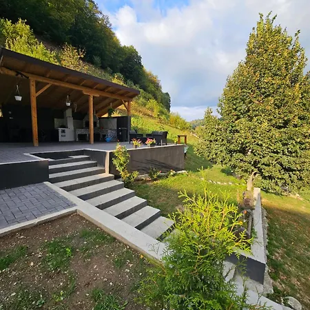 Vibe House Madisson בראשוב