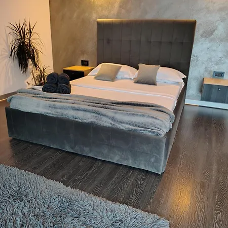 Vibe House Madisson Brasov